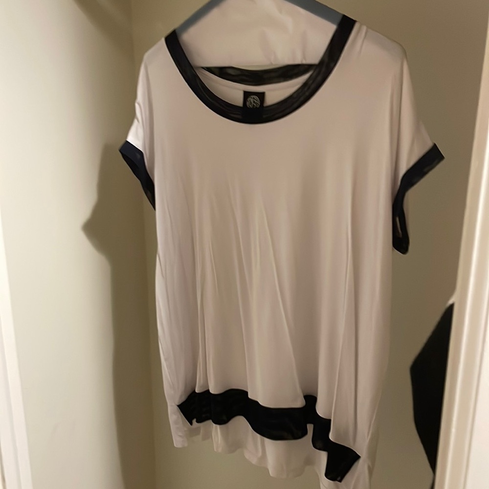 Beautiful white and navy Hilow spring/summer shirt